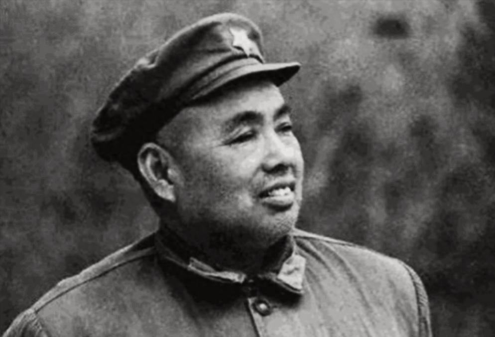 许华山意外成为飞行员，艰苦训练后给许世友写信称害怕自己等不到毕业那天
1973年