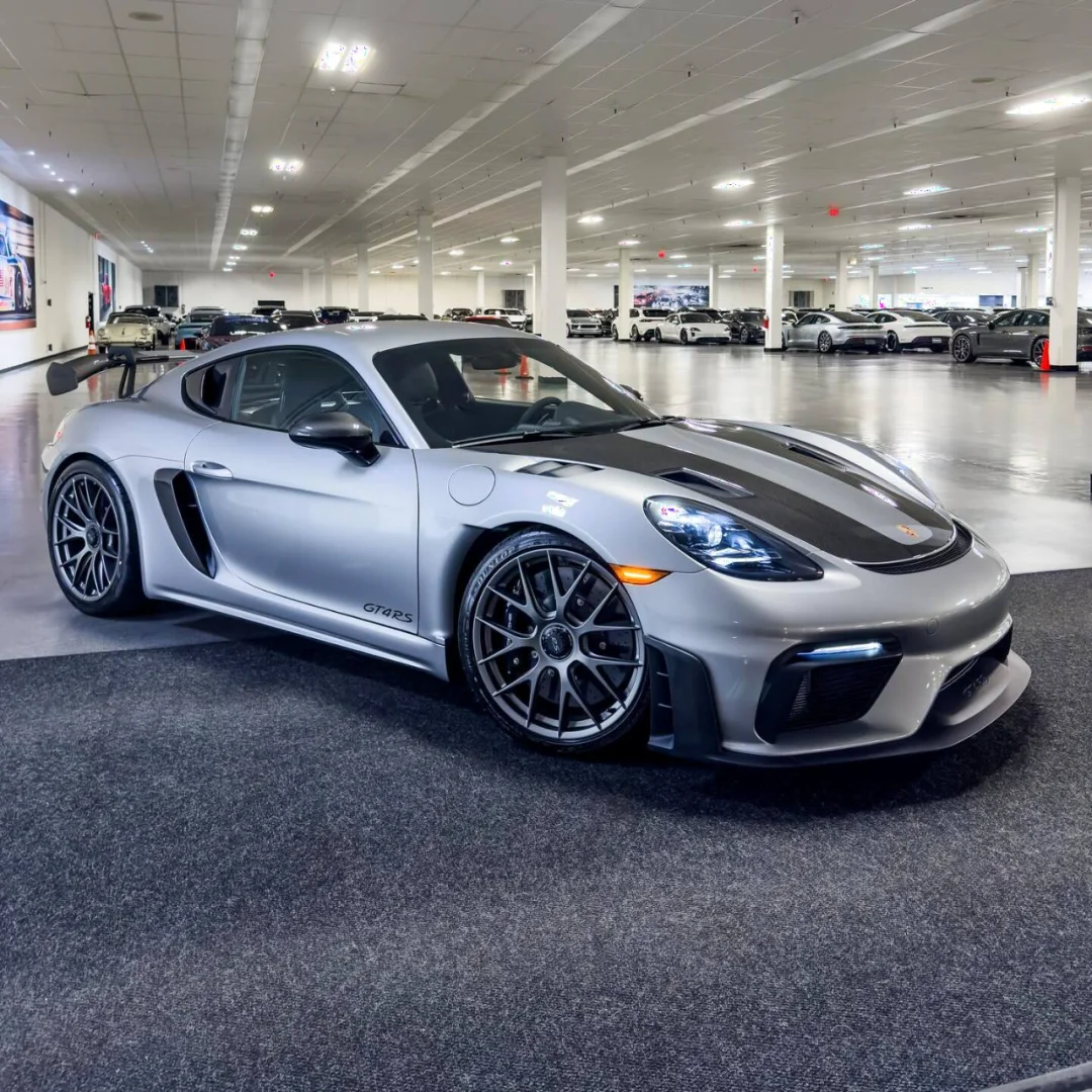 Porsche 718 Cayman GT4 RS