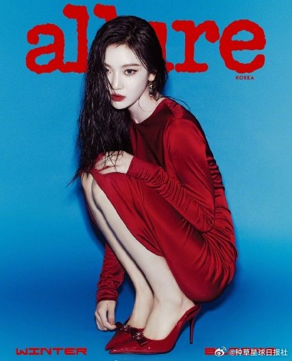 Ningning 宁艺卓  登上韩版Allure 12月刊封面，化身冬日绽放的红