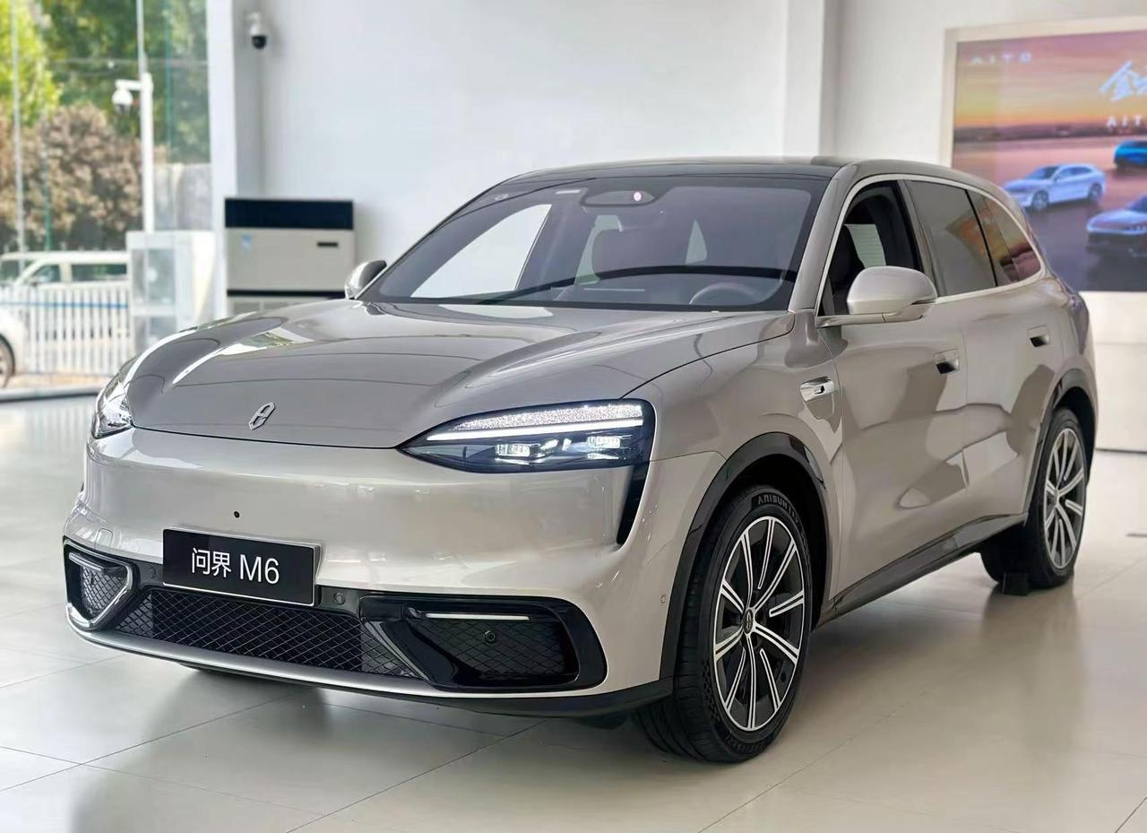M6现车。现车现提M6 @问界·新乡南环路用户中心