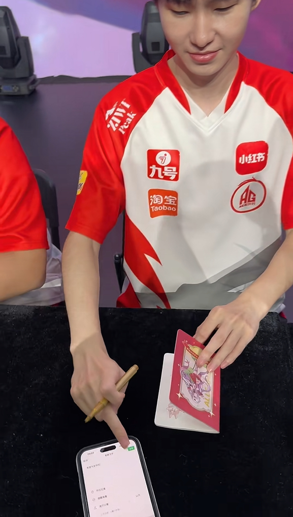 希望大家快乐😭😭😭©️🍠 Pepper🦄 
