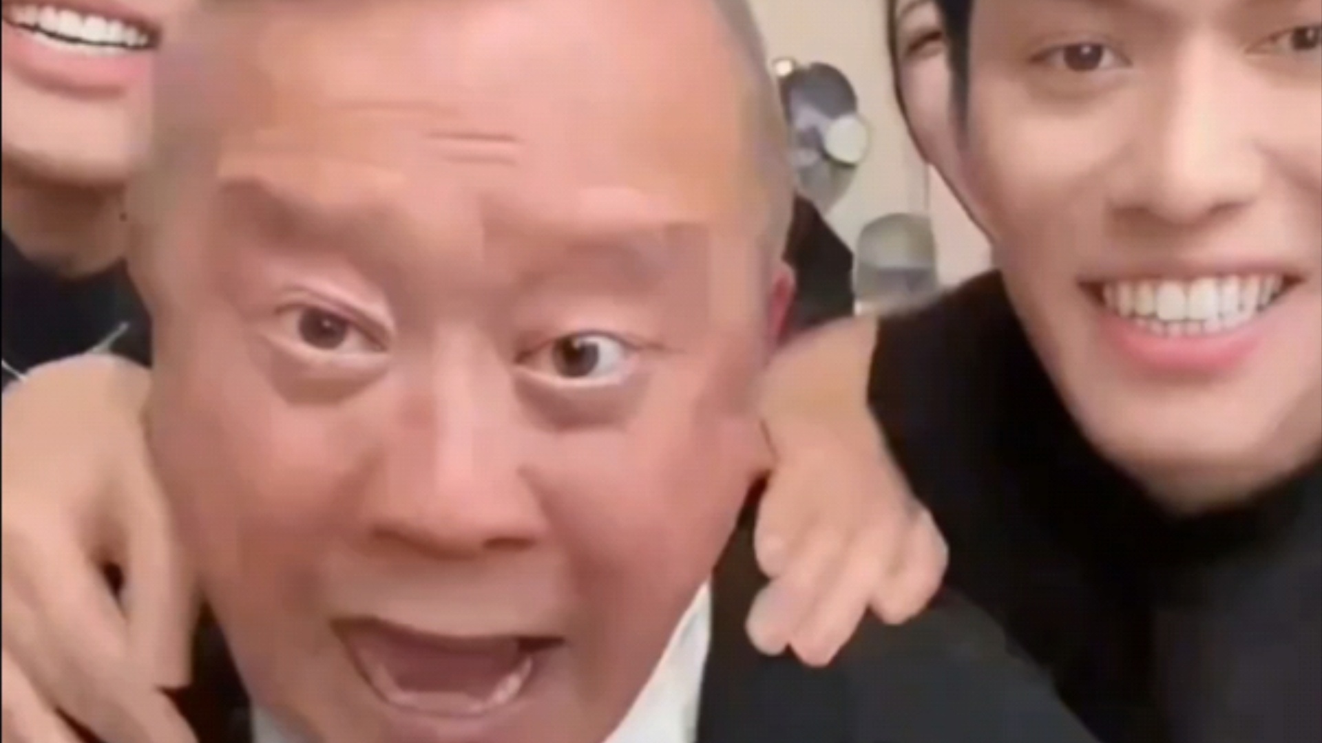 #曾志伟连夜改名去掉三只羊# 所以是又有什么新瓜了吗？[吃瓜] ​​​