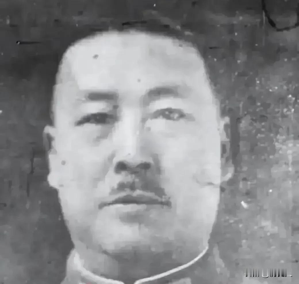 1936年西安事变最隐秘逃生局：高官尽数被困，一枚狸猫私章，救了他一命
 
19