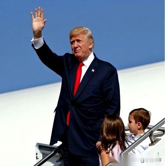 特朗普身家50亿，
曾负债9亿，
他怎么翻盘的？

2026年1月9日，
特朗普