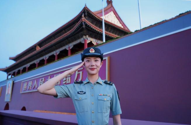 徐晨雁，女，汉族，2002年生，浙江绍兴人，2020年9月入伍，中共党员，现任中