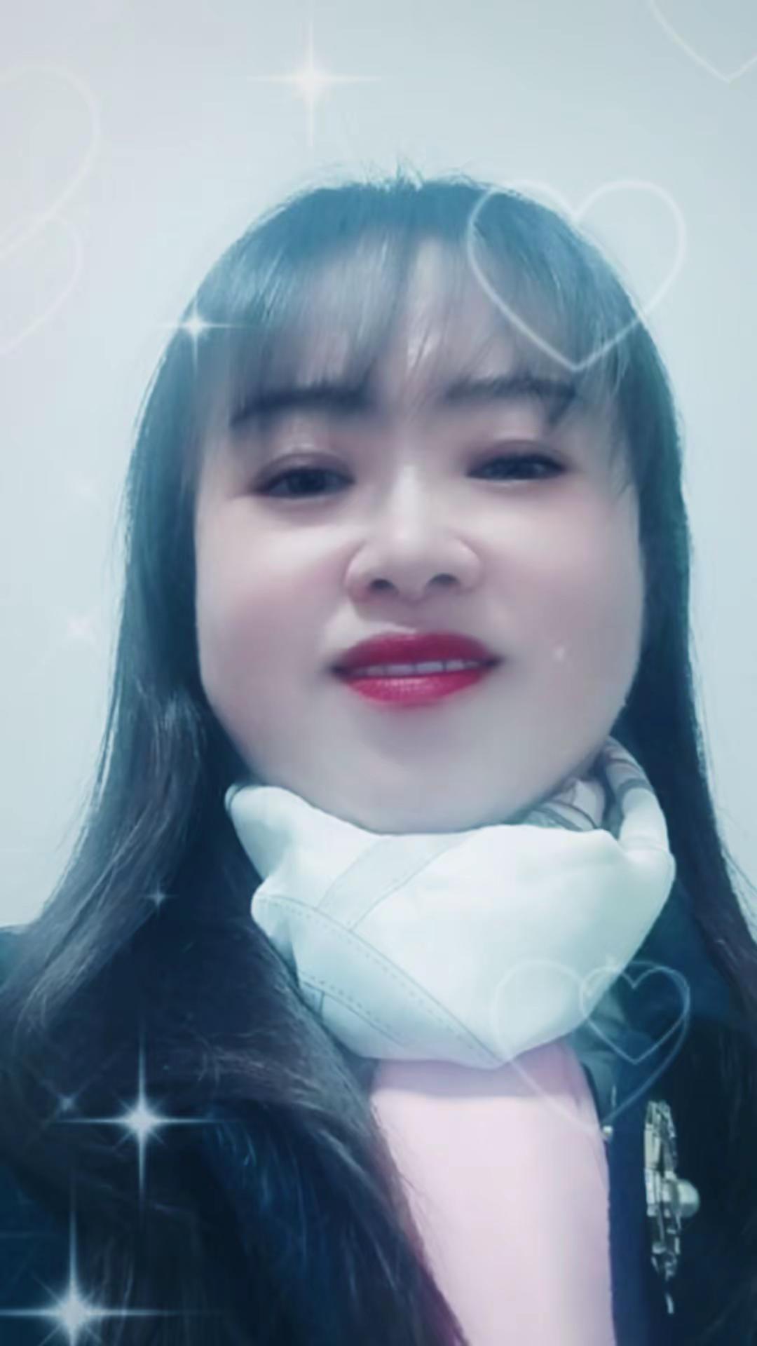 你努力的样子，或许狼狈，但靠自己发光的模样，真的漂亮。统一回复:祝所有亲们在新的