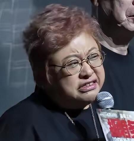 不光是我
好多人都有同感
韩红当年那个讨好劲儿，可能根本不是性格使然，而是一种生