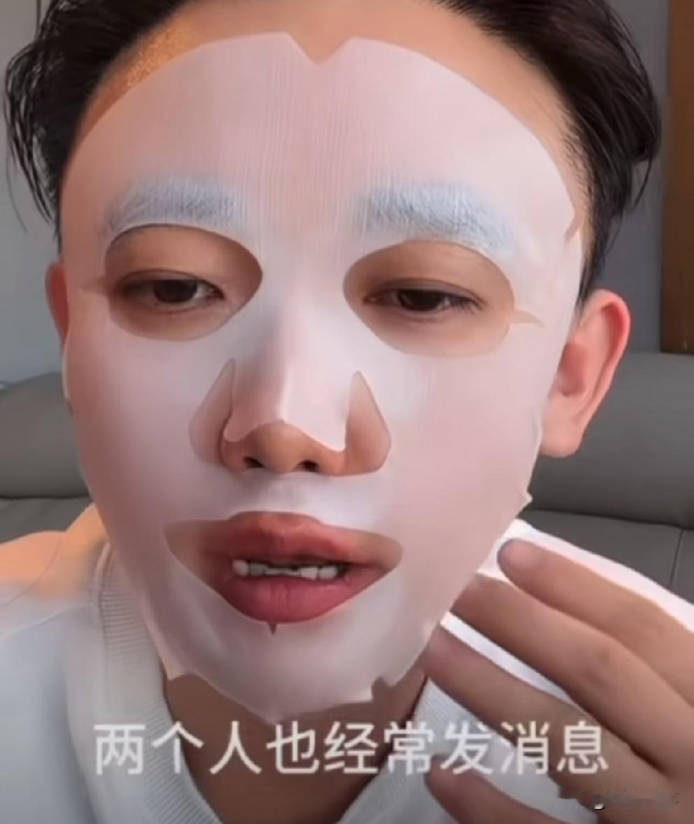 四川可乐和小仙女离婚已经拿到离婚证！关系很好不想像其他人弄的很僵！

     