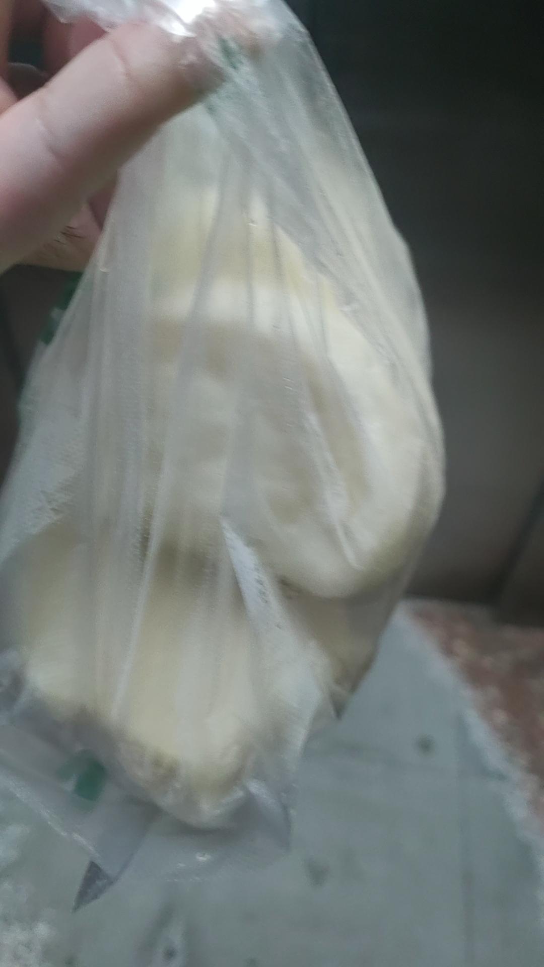 有跟我一样的中年男人，一天只花四块钱吃四个馒头吗？因为肾结石要求饮食少盐，干脆直