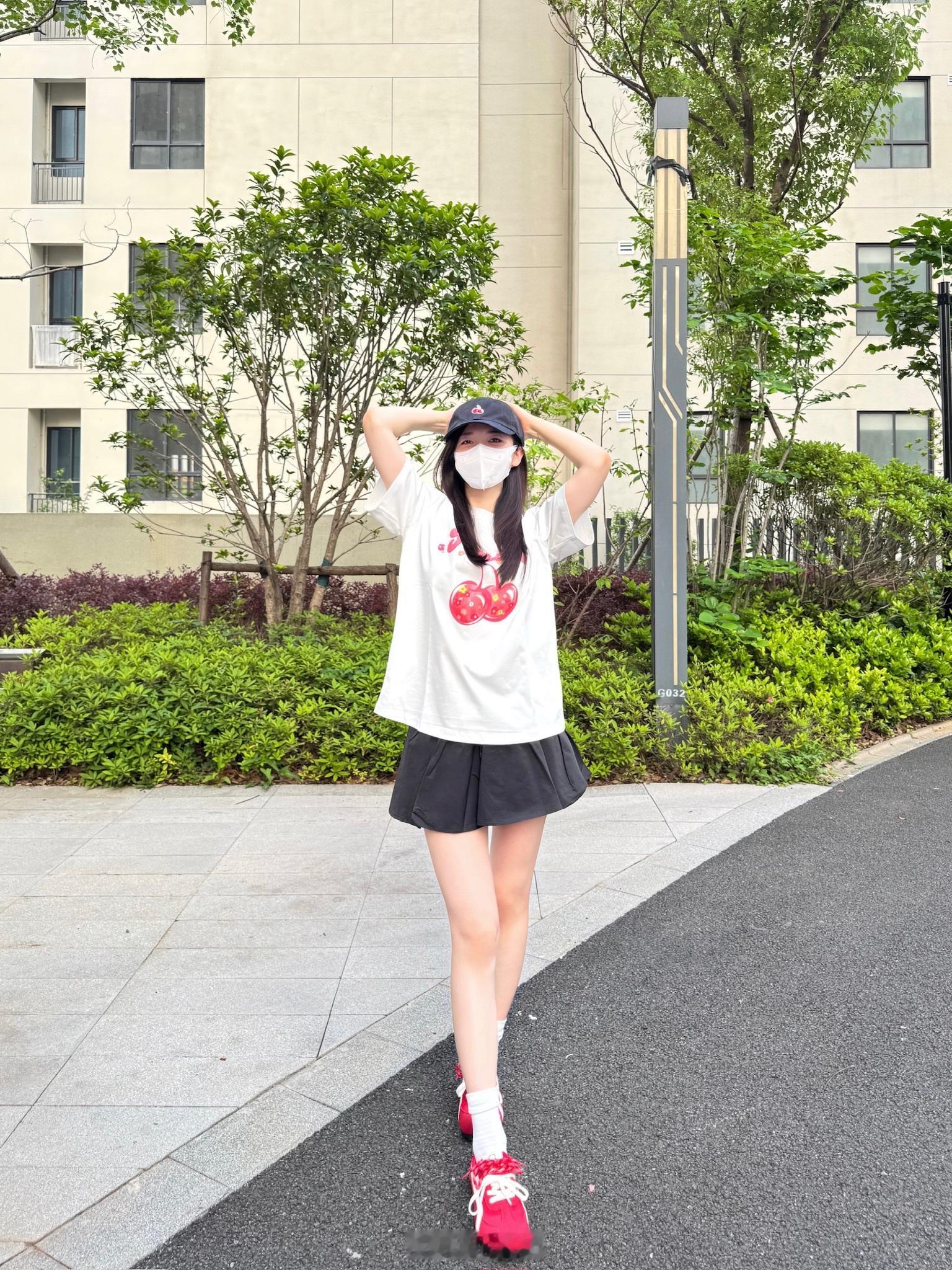 甜度满分今日穿搭(ootd)今天穿什么涞觅润丝 ​​​