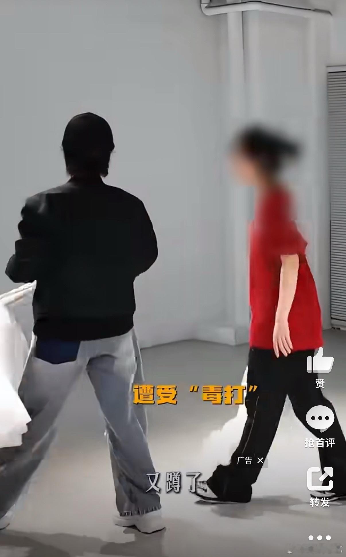 谢楠练冷夜过程少不了毒打 “过程少不了毒打”这句话从谢楠嘴里说出来，莫名又燃又心