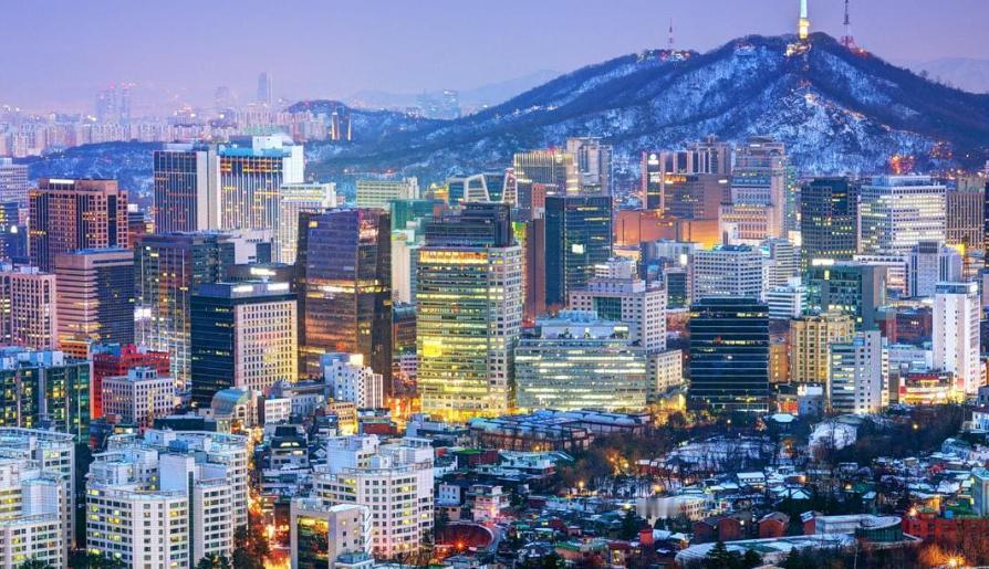 一边是日本商家发愁，一边是外资加码布局，信号已经很明确了！

大家注意到没有，最