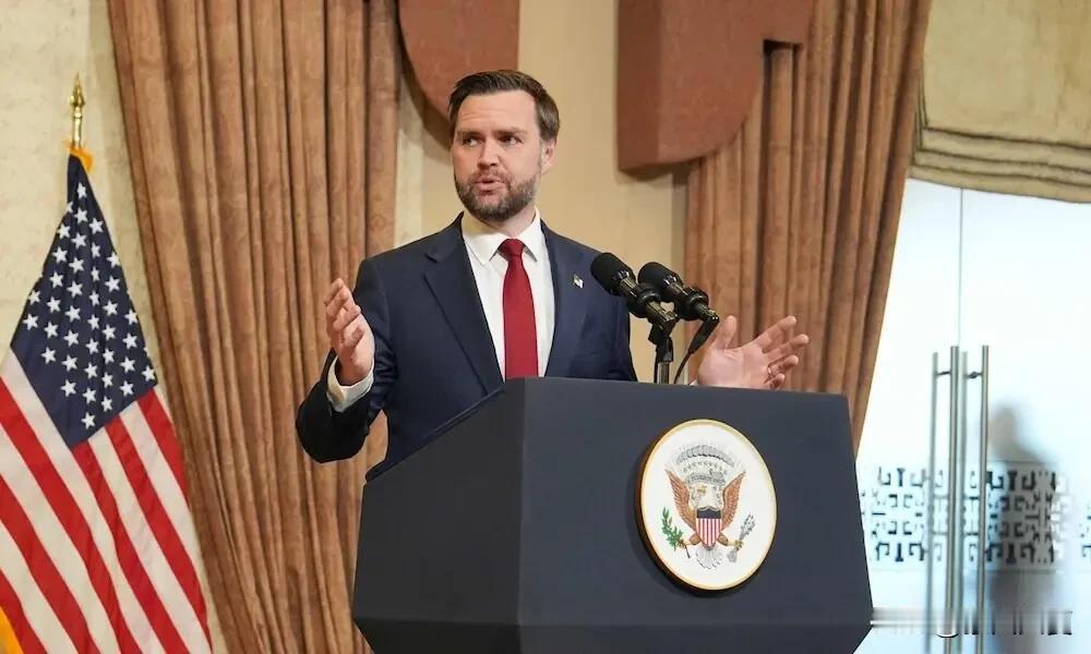 彻底撕破脸了！美国副总统当众敲打以色列：全世界只剩特朗普真心帮你们，最好别再作死