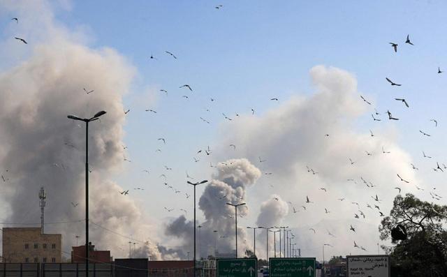 美国现在骑虎难下了！没想到伊朗的反击手段层出不穷，尤其是这个连防空系统都能骗过的