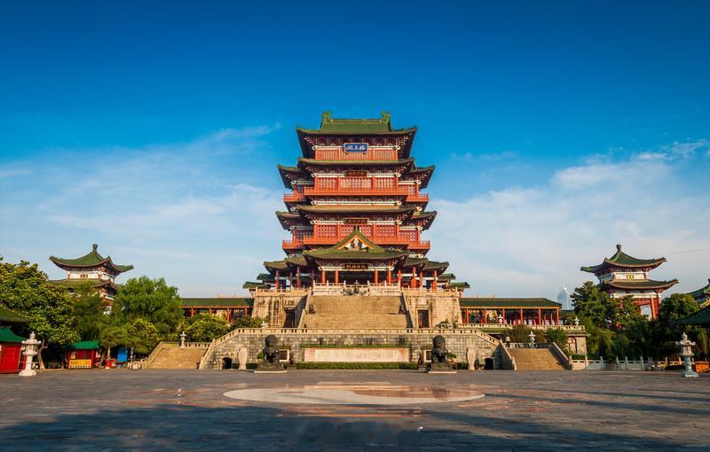 日本男子全文背滕王阁序免票进景区亲测有效，确实免门票，不过滕王阁在外头看还是不错