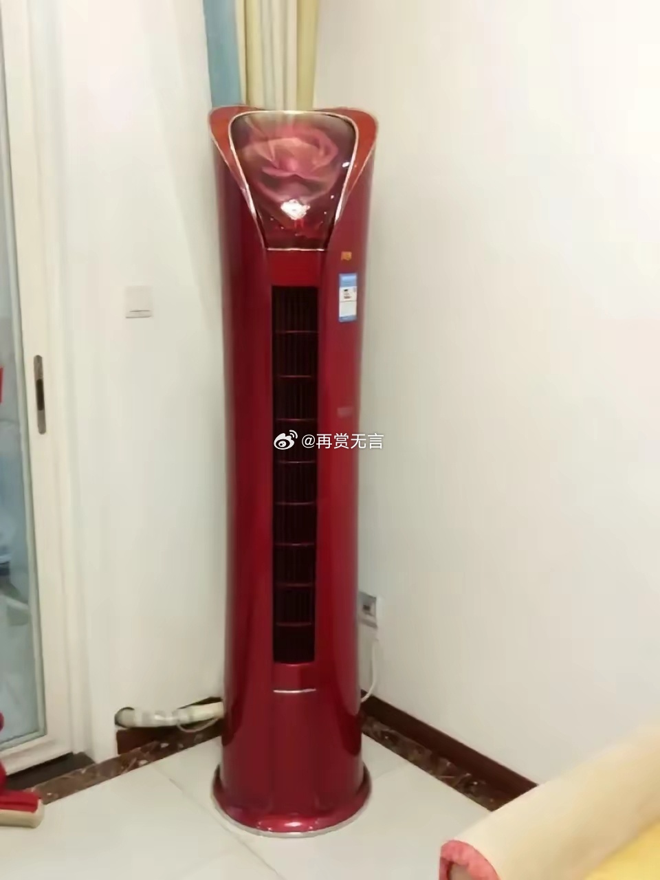 这空调，怎么看着怪怪的？晚上有点… ​​​