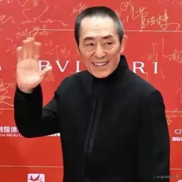 74岁的张艺谋，本可在安逸中安享晚年，却做出惊人之举：抵押北京700平别墅，换得