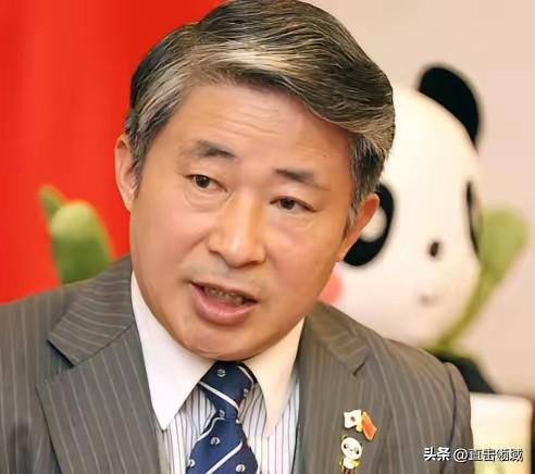 薛剑总领事出来表态了，话说得很直接！
 
7月1日，中国驻大阪总领事薛剑在一场交