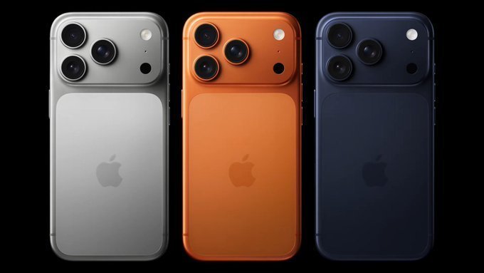 我感觉银色还行，今年主打的橙色是真的欣赏不来[允悲]iPhone17Pro 丑 