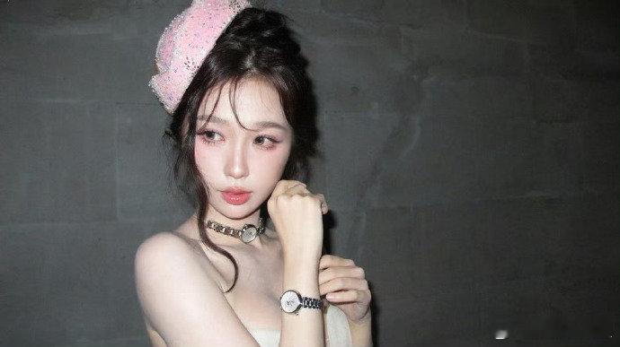 虞书欣侯明昊官宣念相思终于不用蹲网传瓜了，定妆开机日期全敲定，坐等定妆照刷屏热搜
