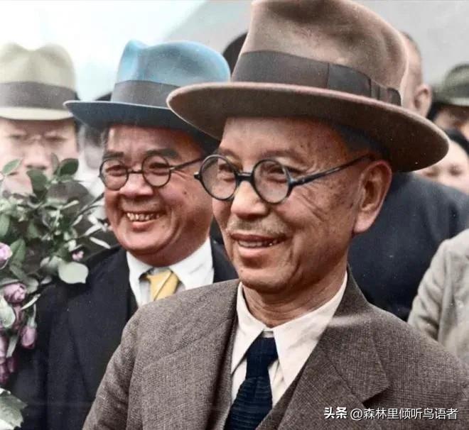 陈嘉庚曾坦言，归国之初，他始终对祖国的前路充满迷茫。身处南洋，看着山河破碎、战乱