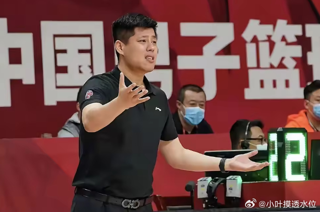 媒体人：潘江指导卸任山西男篮主教练一职6月24日讯 据媒体人球圈赵探长透露，潘江