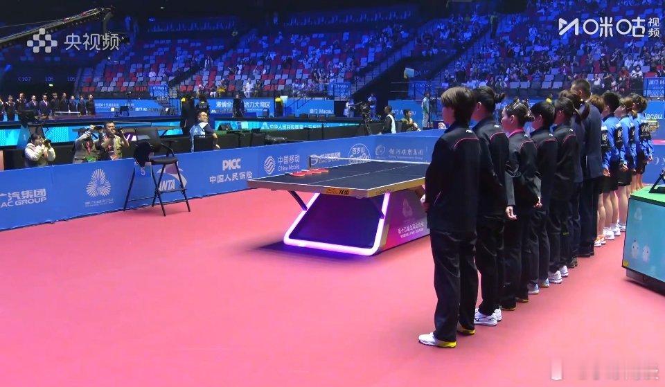 2025第十五届全国运动会乒乓球成年组女团小组赛，河北队vs福建队正式开始；第一