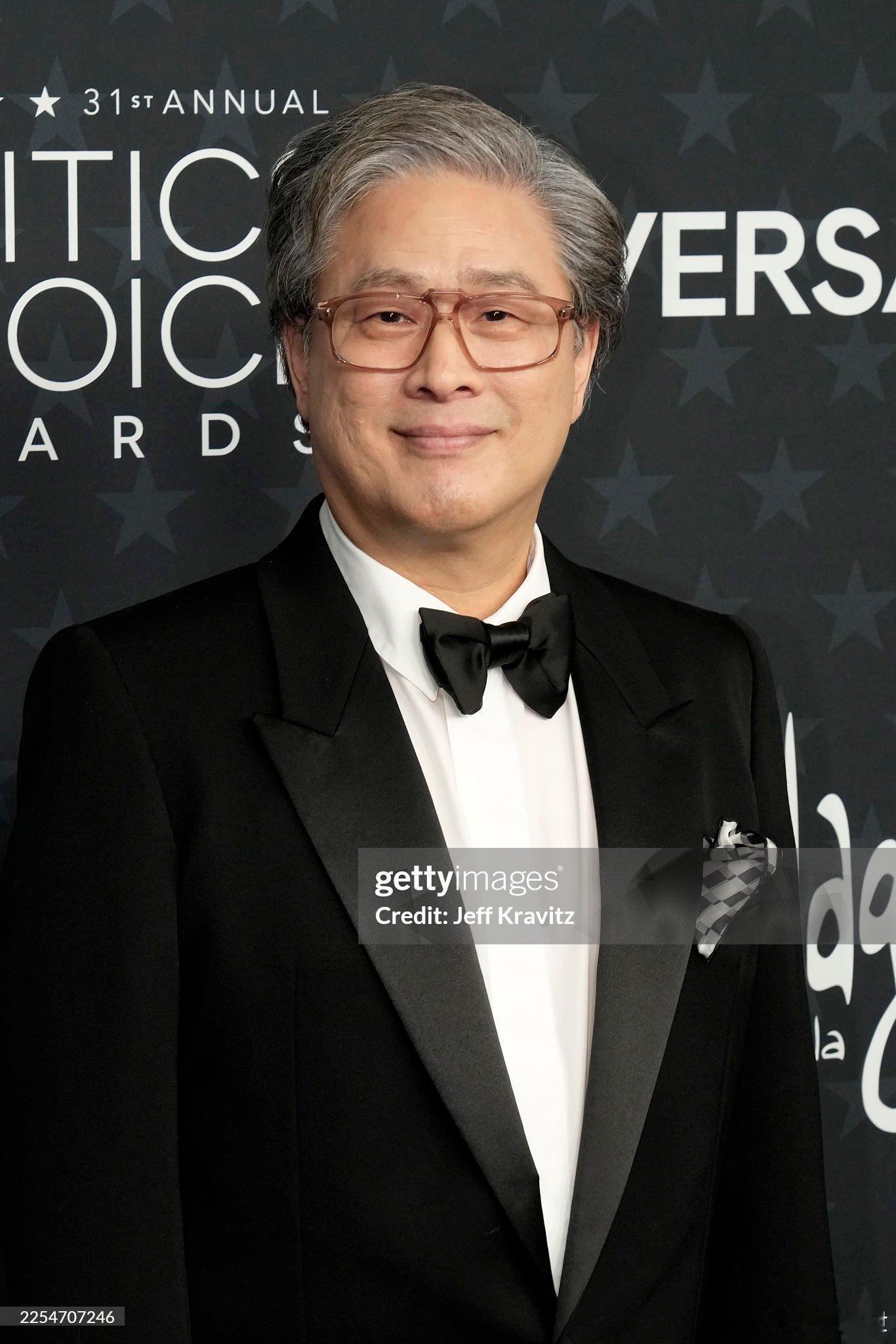 戛纳电影节宣布朴赞郁担任本届主竞赛单元评审团主席。 