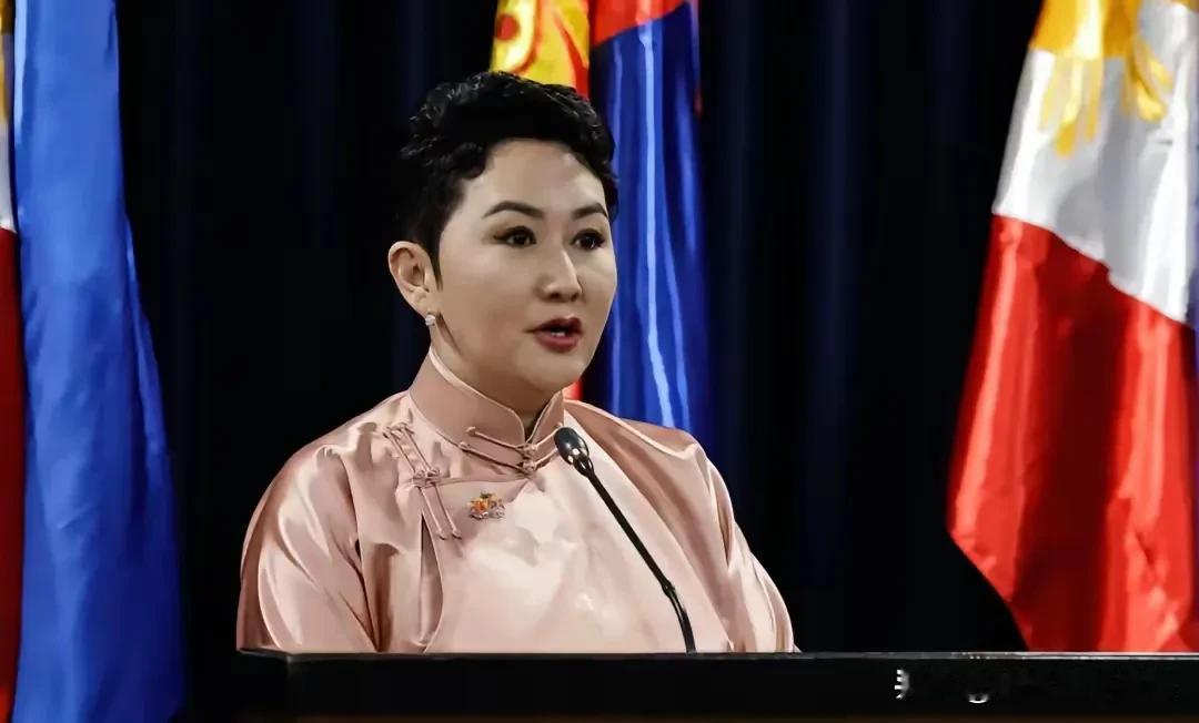 蒙古又犹豫了！

8月中旬，蒙古国再次拒绝中方跨境铁路运力扩容方案，理由是"维护