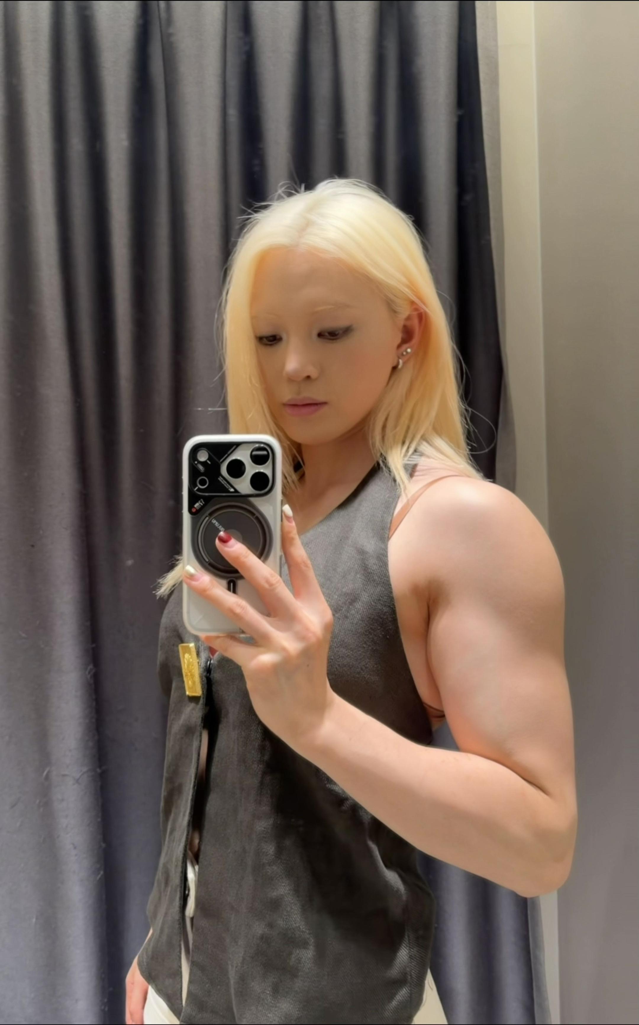 不知道🤷‍♀️我的身材很曼妙