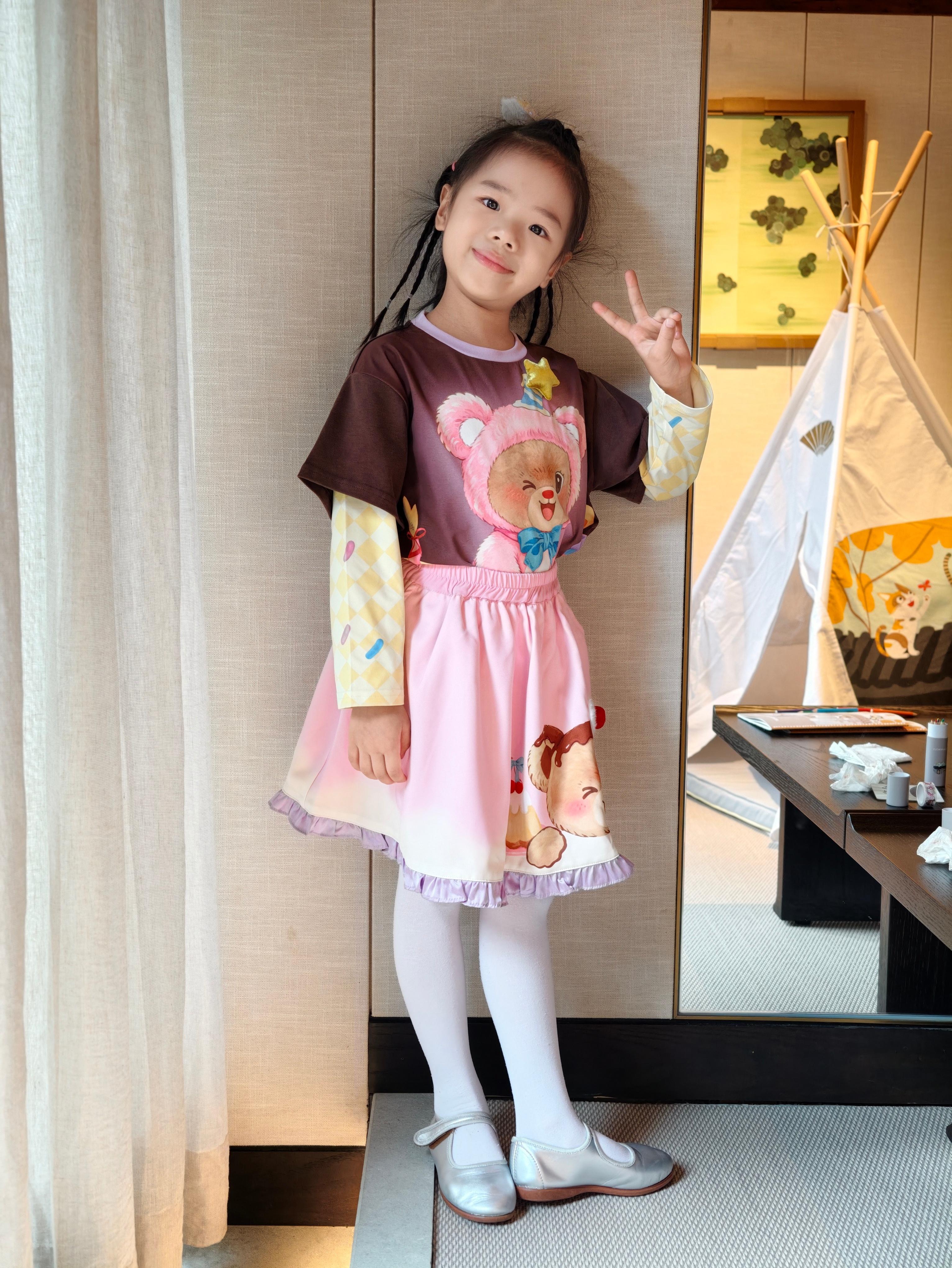 女儿的开学季OOTD，被「年衣」包圆儿了两个女儿正式开学了！给小朋友们选上学装备