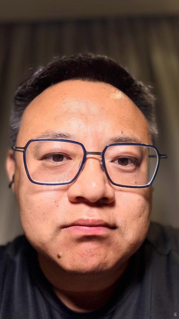 直播了一个半小时都说我开瘦脸了其实我只是瘦了 20 斤现在还有 260 多斤的体