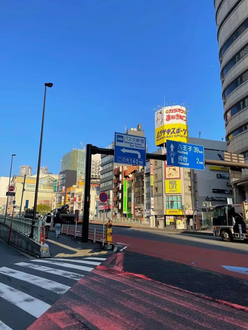 最近跟在日本陪读的朋友通电话，说日本那边年轻人的态度，抵制中国大米的风声又起来了