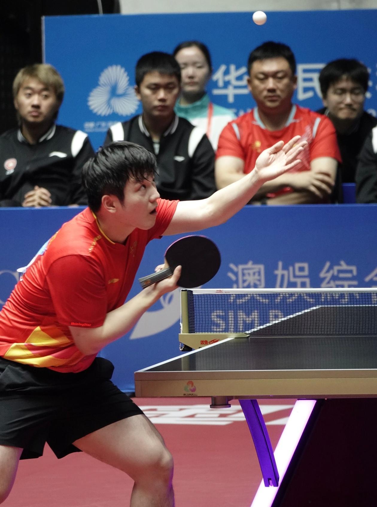 樊振东形态，只有我觉得22上半年的东哥打球观赏性最高吗？新加坡大满贯，总决赛等，