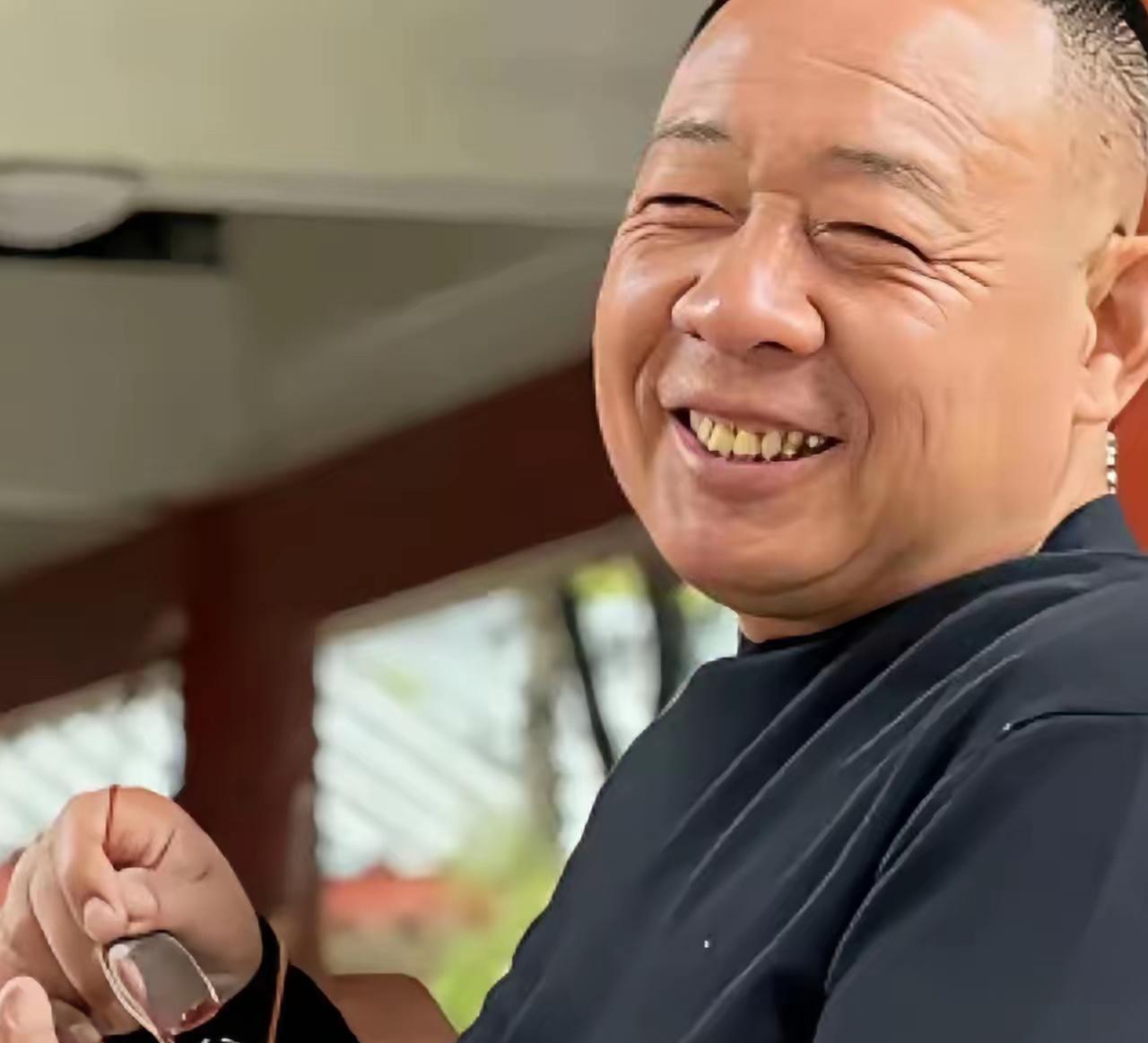 于东来一番直白发言，揭开内需难以拉动的根本症结，句句戳中打工人心声。他总结三大现