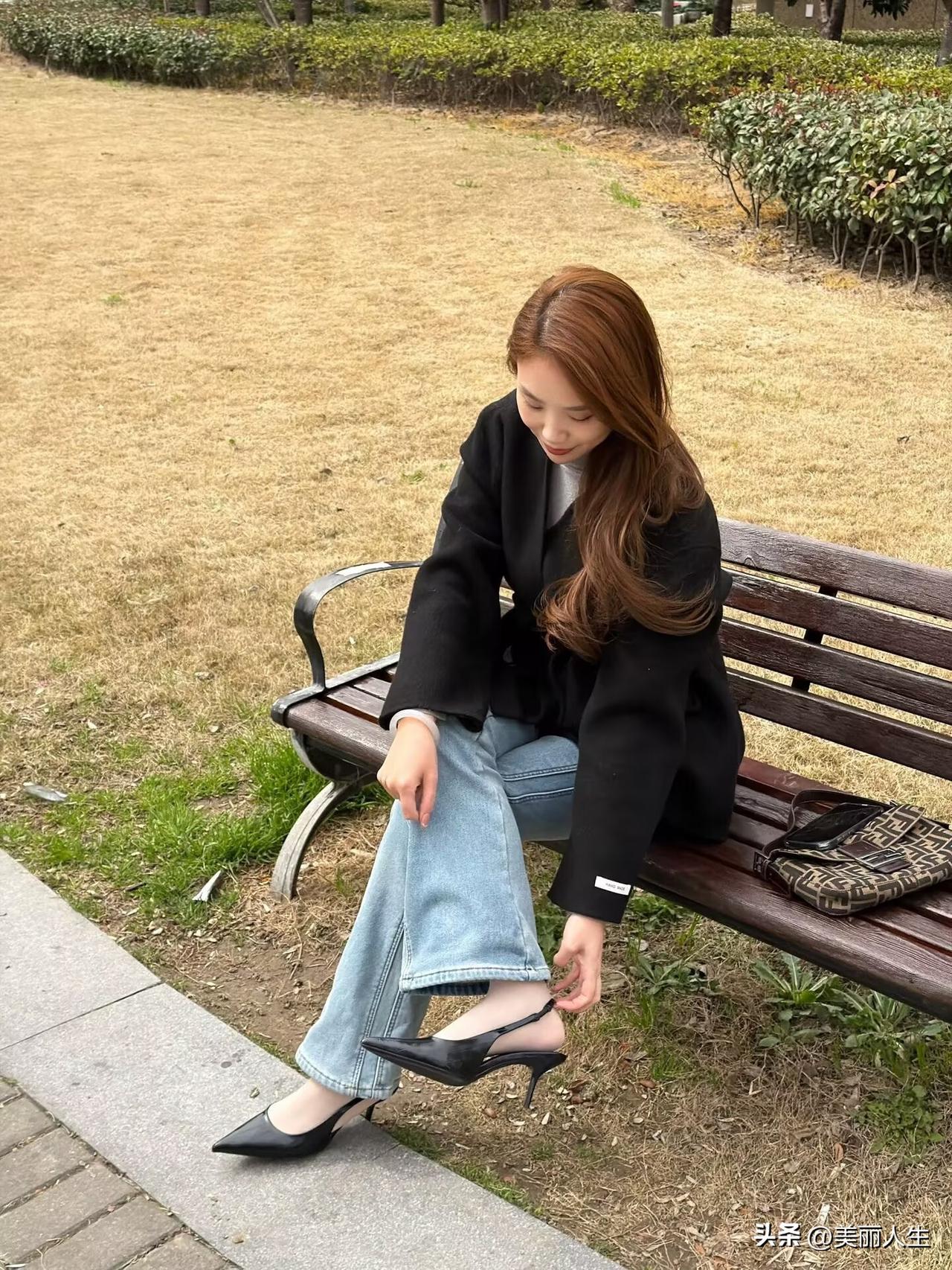 每天被鲜花围绕，空气都是清甜的
我养的三角梅，不给大家看，就如锦衣夜行[/偷笑]