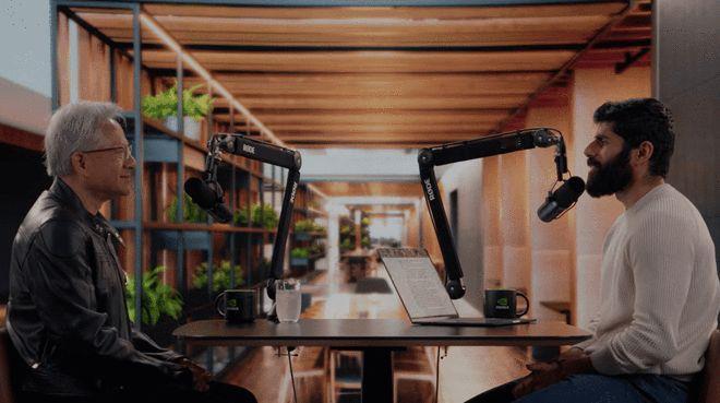 黄仁勋在播客中和人吵了一架。
这是科技博主Dwarkesh的播客，二人讨论AI的