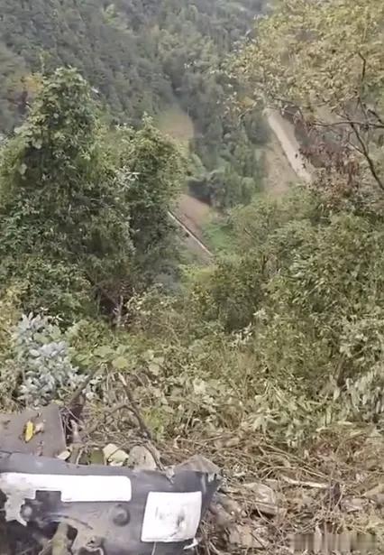 领克做那么多安全类测试有什么用？请看下图[哪吒使坏]领克[超话] ​​​