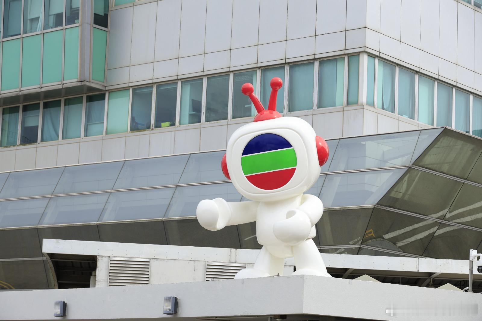 TVB上季收視市佔率達80% 受新聞女王2帶動 料第四季廣告收入增加.電視廣播(