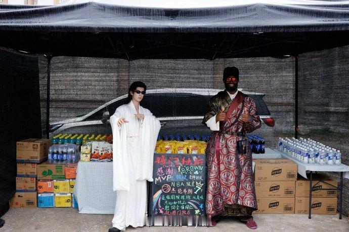 王鹤棣杰伦布朗合照王鹤棣发和杰伦布朗合照 王鹤棣杰伦布朗合照！!王鹤棣