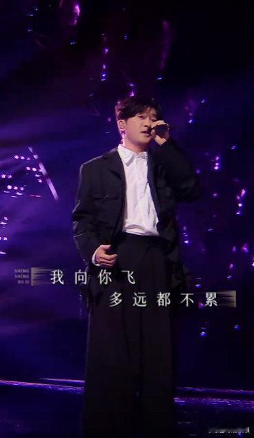 不是翻唱是时光回溯！他唱的不只是《雨蝶》，是 90 后的青春，是五阿哥与紫薇的纯