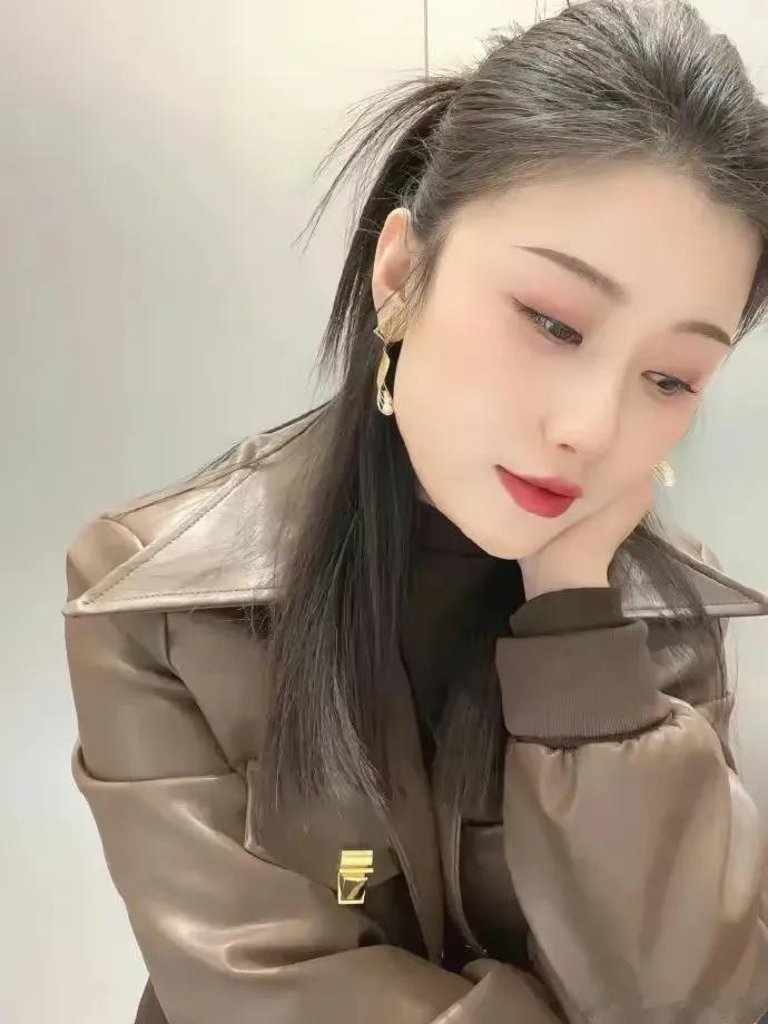 你敢相信吗？这是37岁少妇，保养的太好了，美丽女人