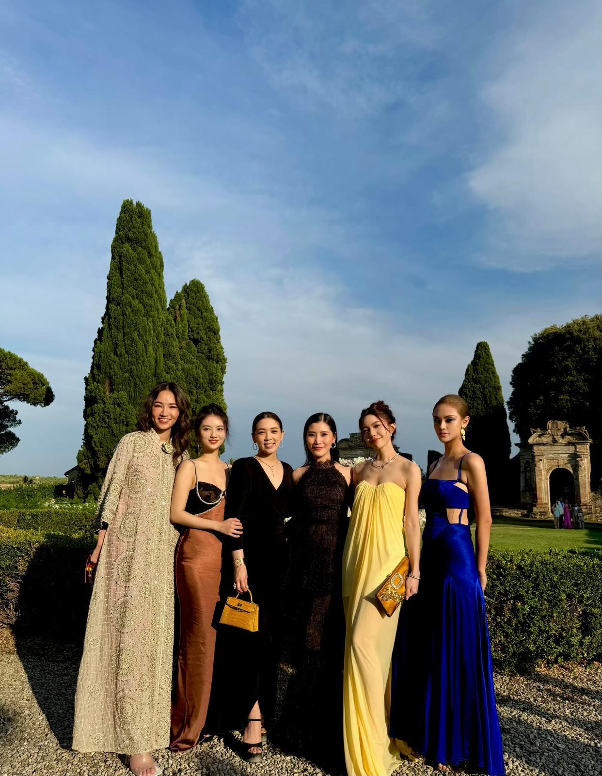 吴千语怎么没有圈内好友参加她婚礼呢？ ​​​