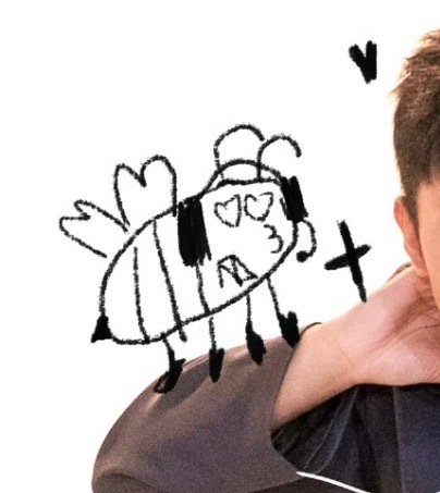 娱乐穆祉丞手绘杨迪海报穆祉丞手绘蜜蜂 恩仔告诉我们是不是迪哥逼你的穆祉丞手绘杨迪