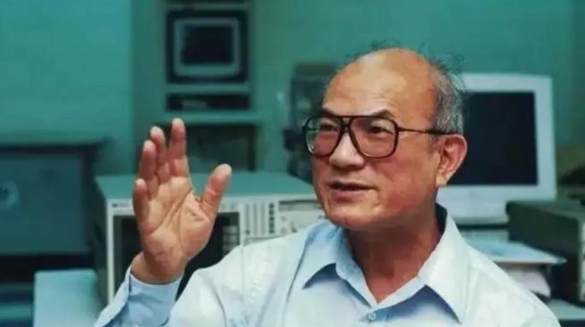 中国科学家刘永坦，辛辛苦苦研究了三十年，终于发现了藏在雷达 “盲区” 的美国航母