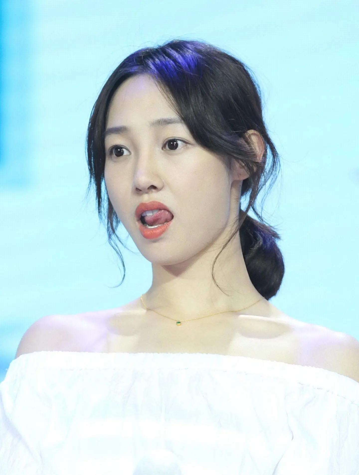 白百何。