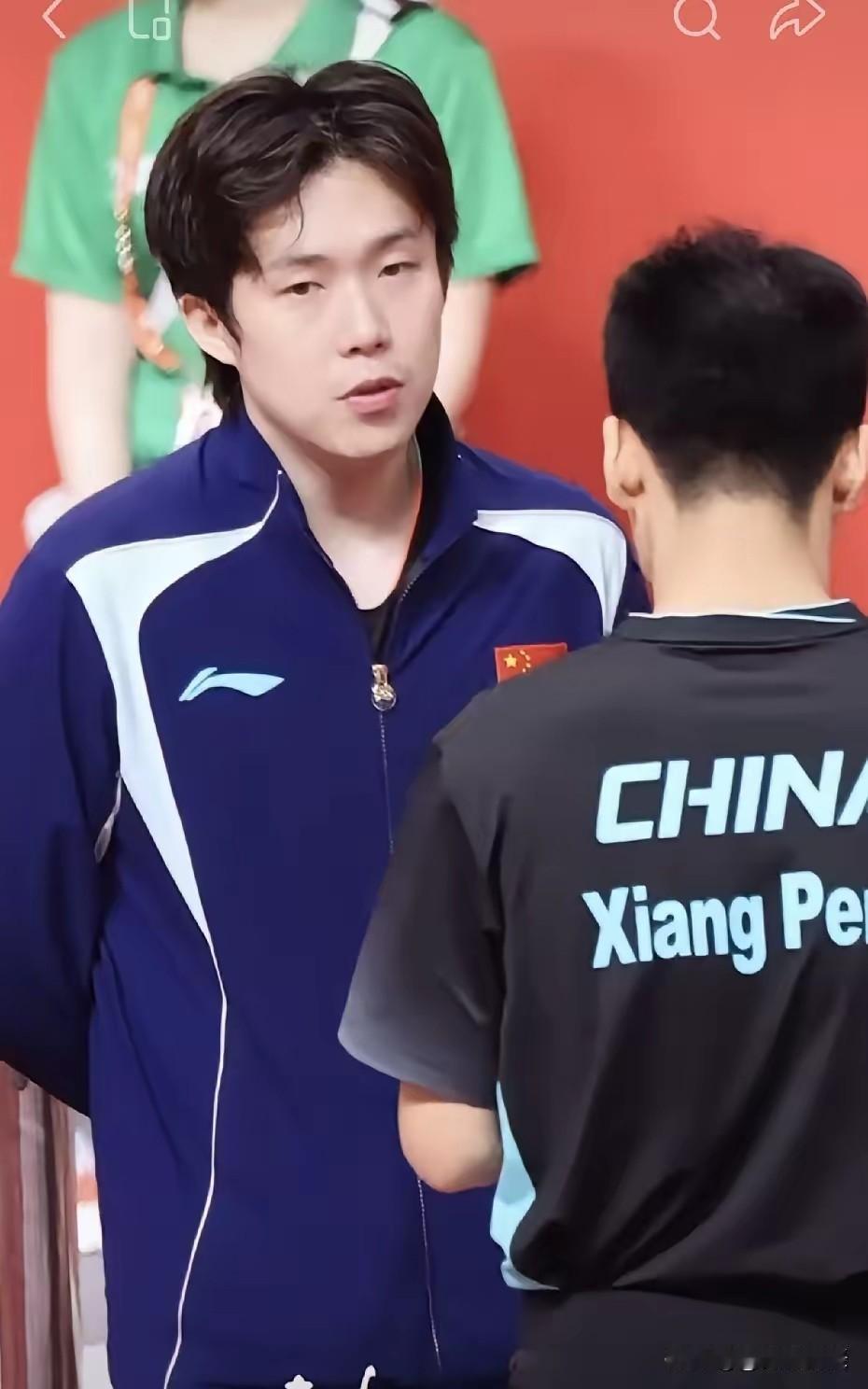 什么时候泰国队也这么难打了，
林诗栋今晚男团1/4决赛，2:3不敌泰国小将。
把