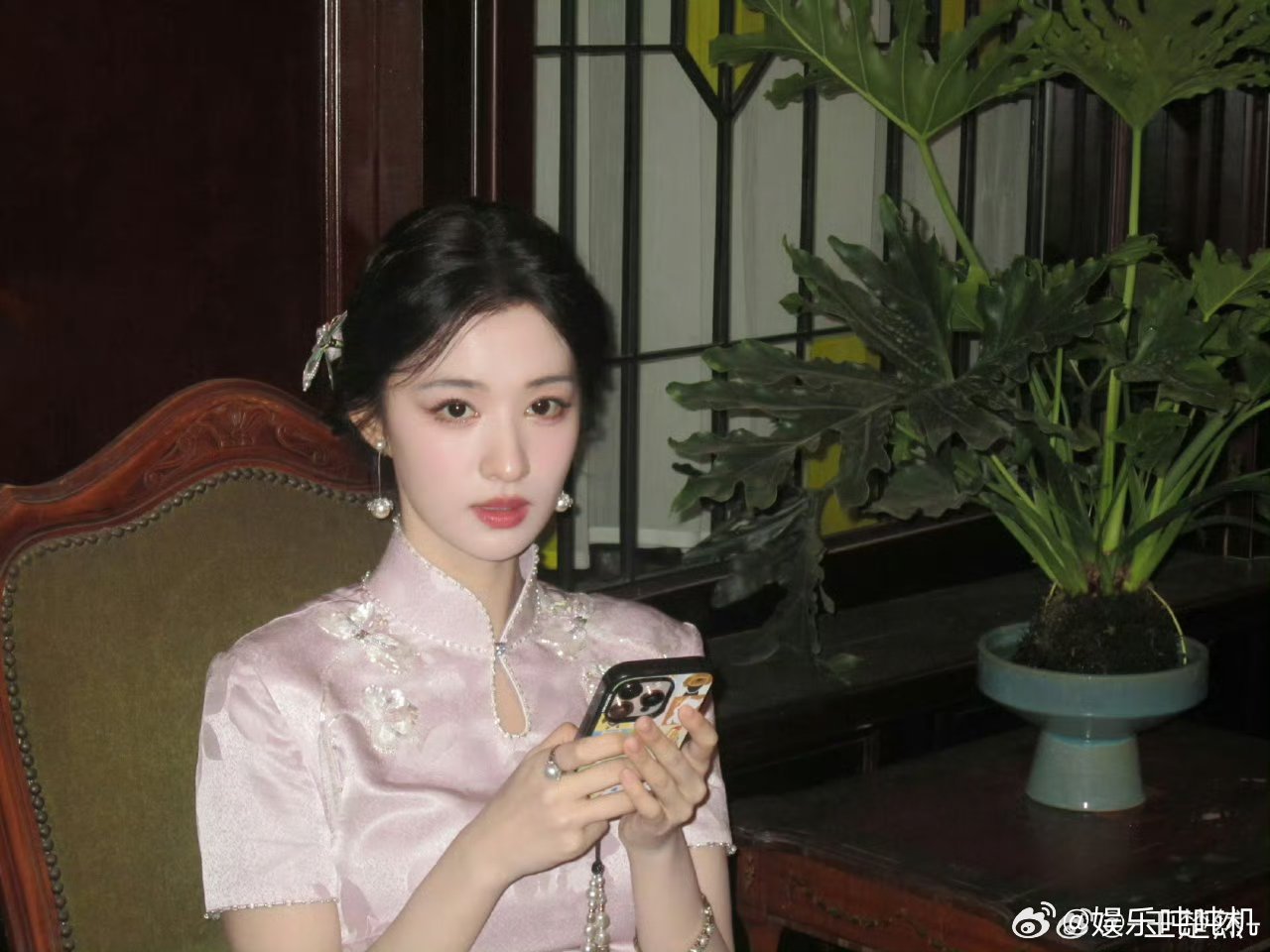 王楚然的七夕礼物是第一名 王楚然的七夕礼物有点特别，不是情情爱爱，是游戏里的第一