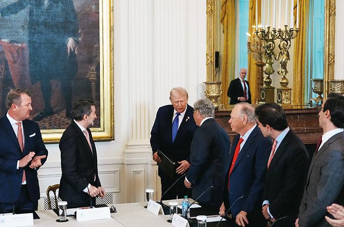 特朗普任期还有三年，从他目前的表现来看，未来三年的时间里，美国可能还要打击更多的