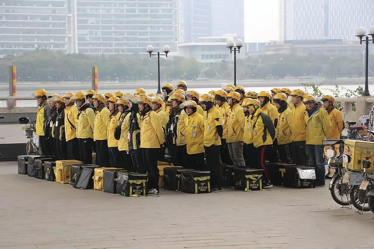 终于扳回一城了！
宁波这帮餐饮老板算是硬气了一回，集体要把外卖平台给断了
 
这